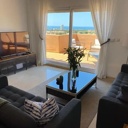 Casa Iberico An Idyllic Penthouse In Appartamento Marbella