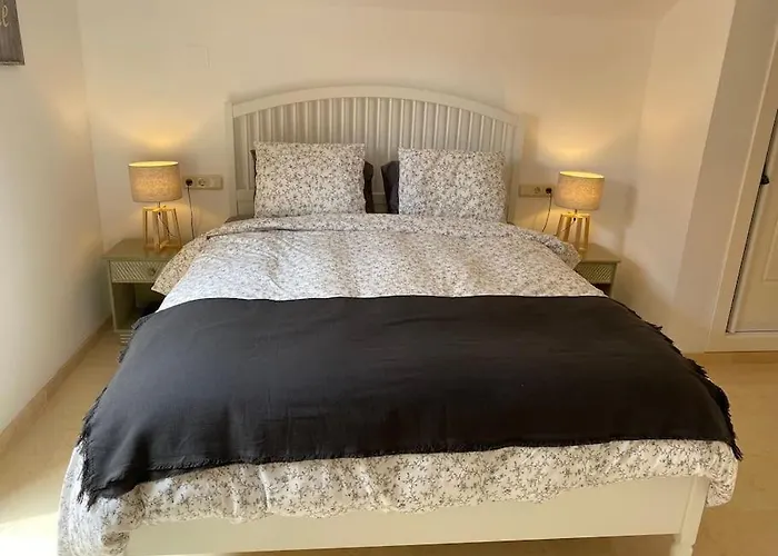 Casa Iberico An Idyllic Penthouse In شقة *